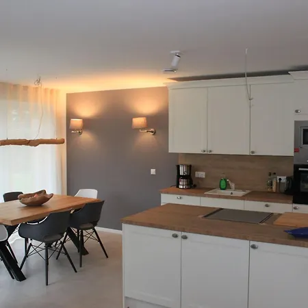 Admiral's Corner Lee By Interhome *